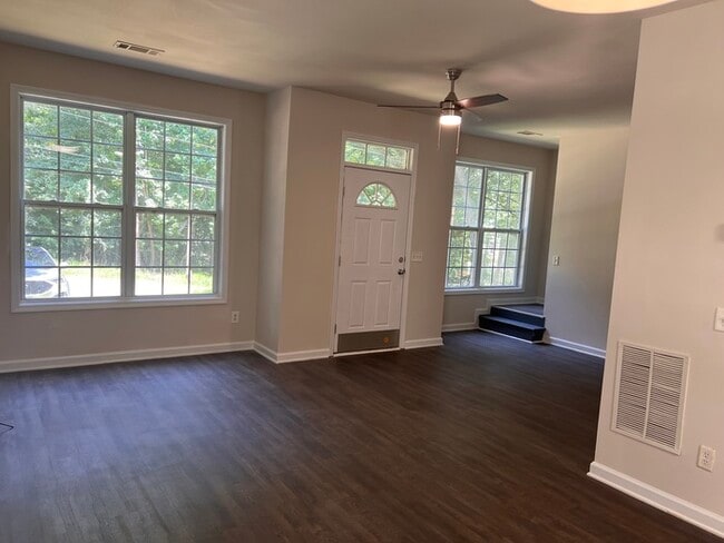 Photo - 9135 Belaire St (Gainesville, GA) House