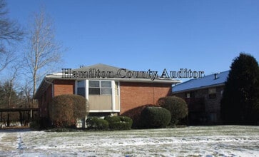 Building Photo - 6032 Ridgeacres Dr