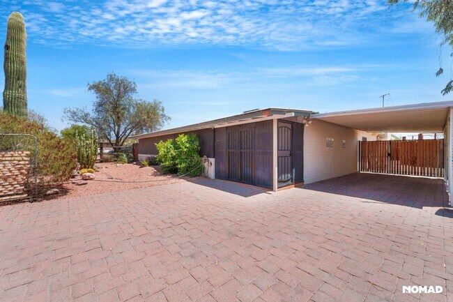 Foto del edificio - Spacious 3BR House in Phoenix