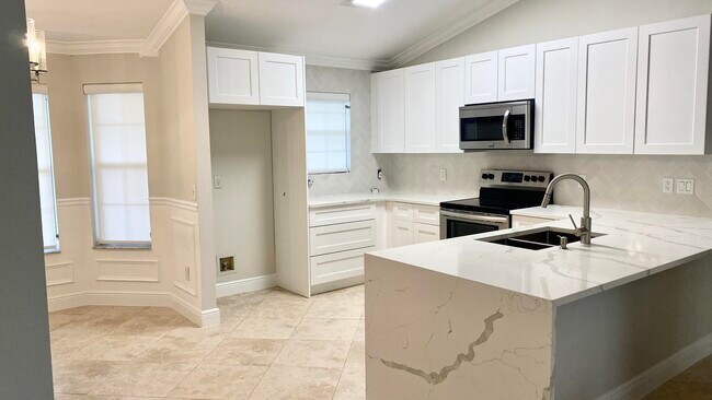 Foto del edificio - 523 SW Butler Ave