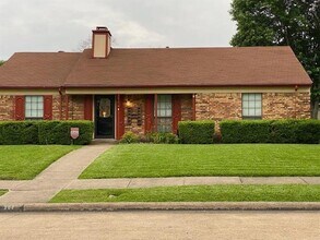 Building Photo - 304 Ripplewood Dr