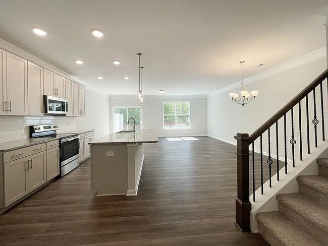 Building Photo - 305 Dipsea Spg