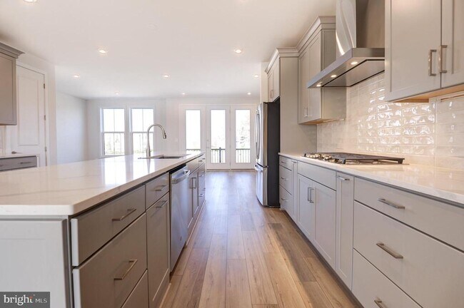 Foto del edificio - 43437 Farringdon Sq