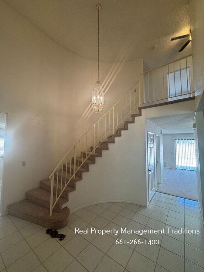 Foto del edificio - 4 + 3 Pool Home in West Lancaster