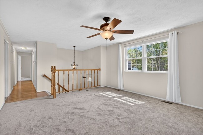 Building Photo - 2806 Logway Rd