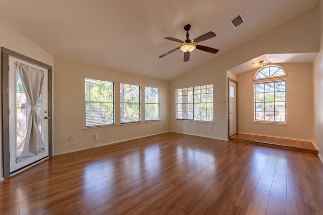 Building Photo - 10218 Bilbrook Pl