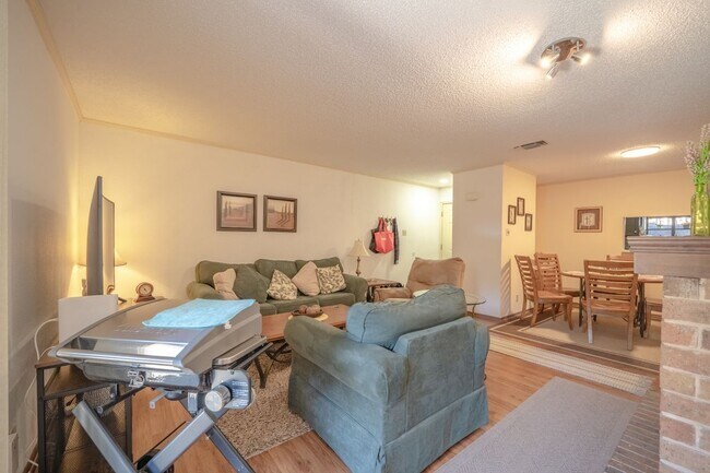 Building Photo - 4212 Medical Dr