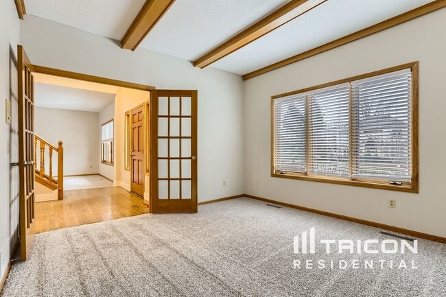 Foto del edificio - 17739 Kingsway Path