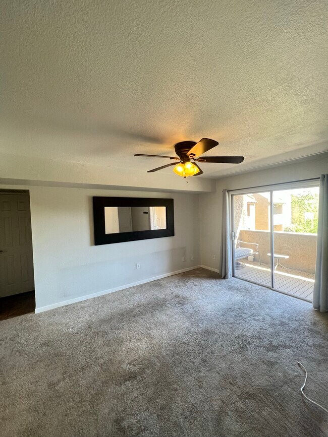 Foto del edificio - 5877 N Granite Reef Rd