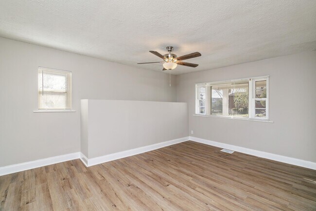 Foto del edificio - 3406 McPherson St