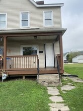 Building Photo - 1531 4th Ave