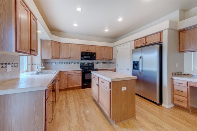 Building Photo - 5503 Range Rider Dr