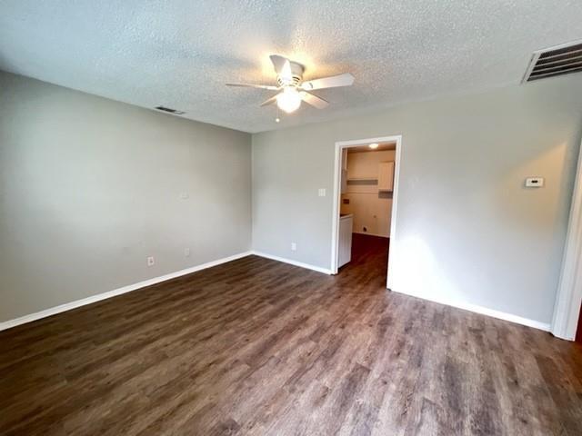 Foto del edificio - 4310 Whitworth St