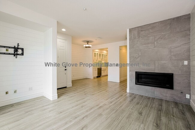 Building Photo - Beautifully Updated 3-Bedroom Home Across from Ladera Ranch Elementary & Avondale Clubhouse