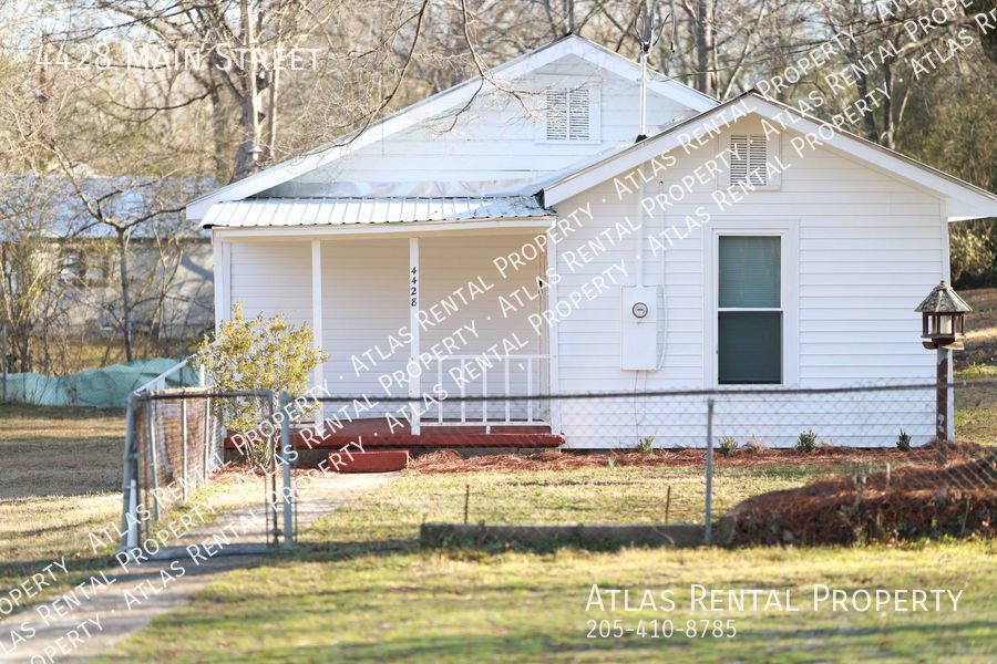 Primary Photo - 4428 Main Street Adamsville, AL 35005