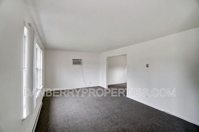 Foto del edificio - 1006 Ranch Dr