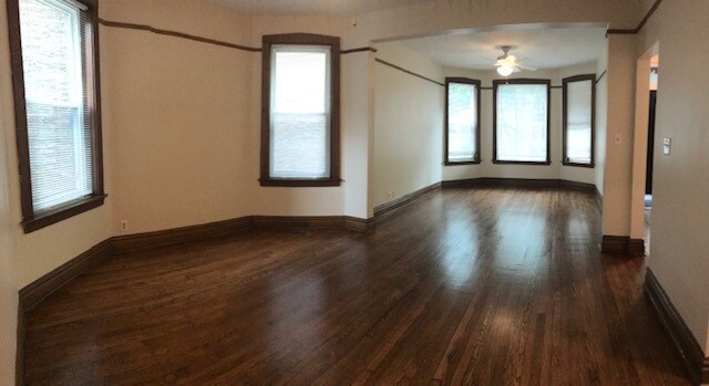 Building Photo - 1322 W Eddy St