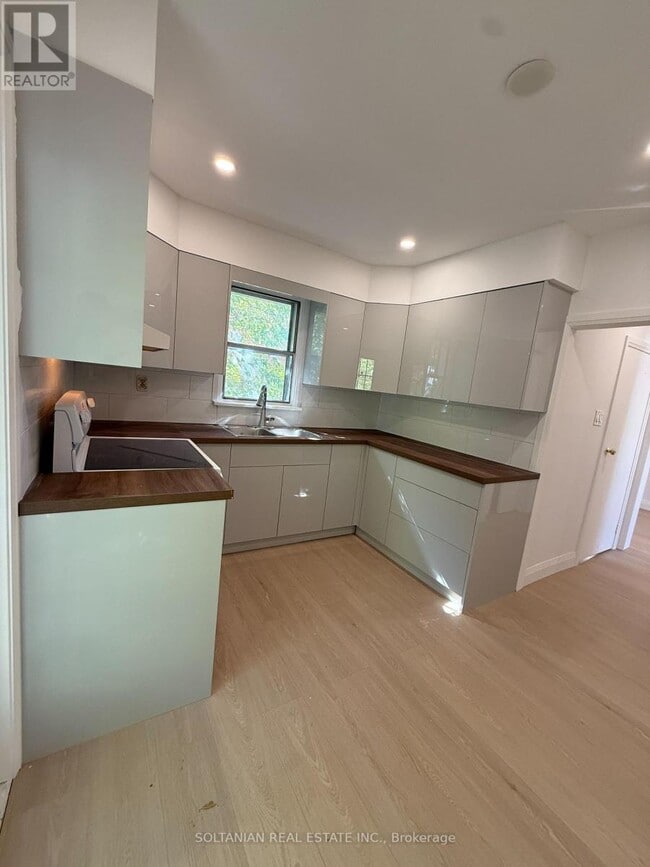 Building Photo - 137 Homewood Ave