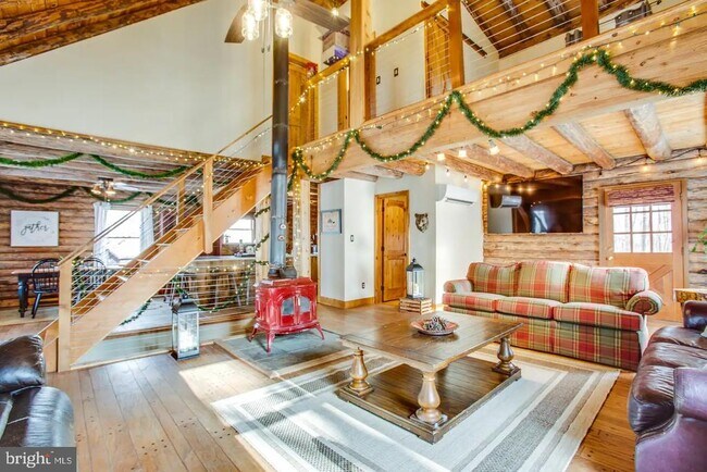 Foto del edificio - 510 Marges Mountain Ln
