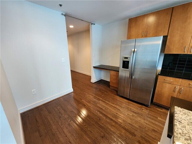 Foto del edificio - 44 Peachtree Pl NE