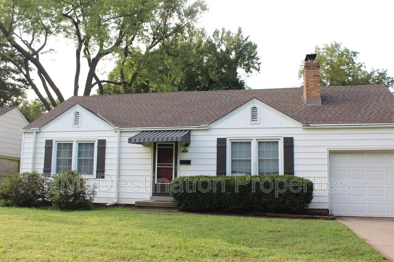 5015 W 51st St, Roeland Park, KS 66205 House for Rent in Roeland Park
