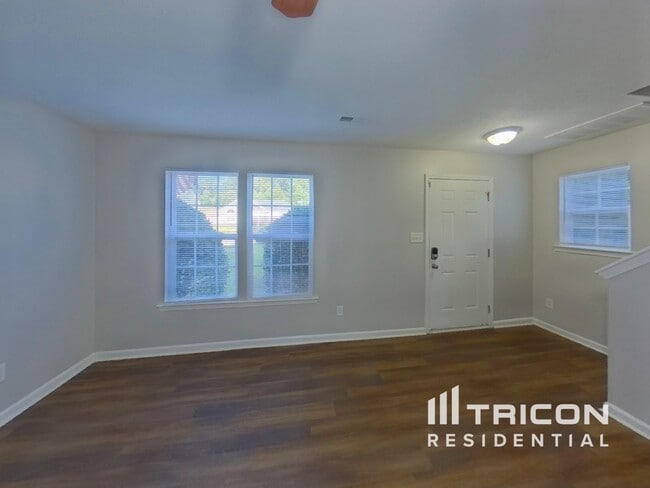 Building Photo - 9234 Tiger Lily Ln