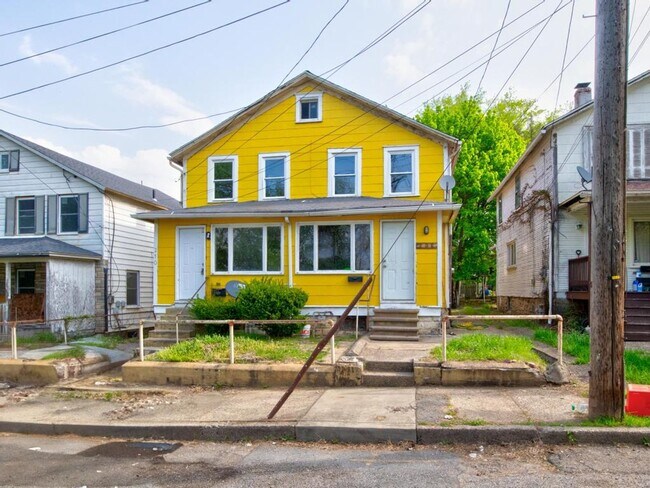 Building Photo - 208- 210 1st Ave Aliquippa
