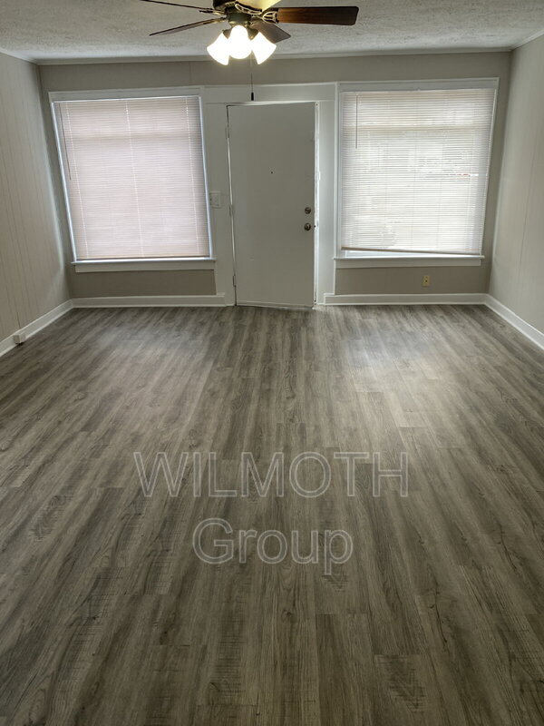 Foto del edificio - 5338 Winthrop Ave