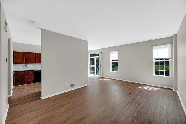 Building Photo - 5005 Corning Ct