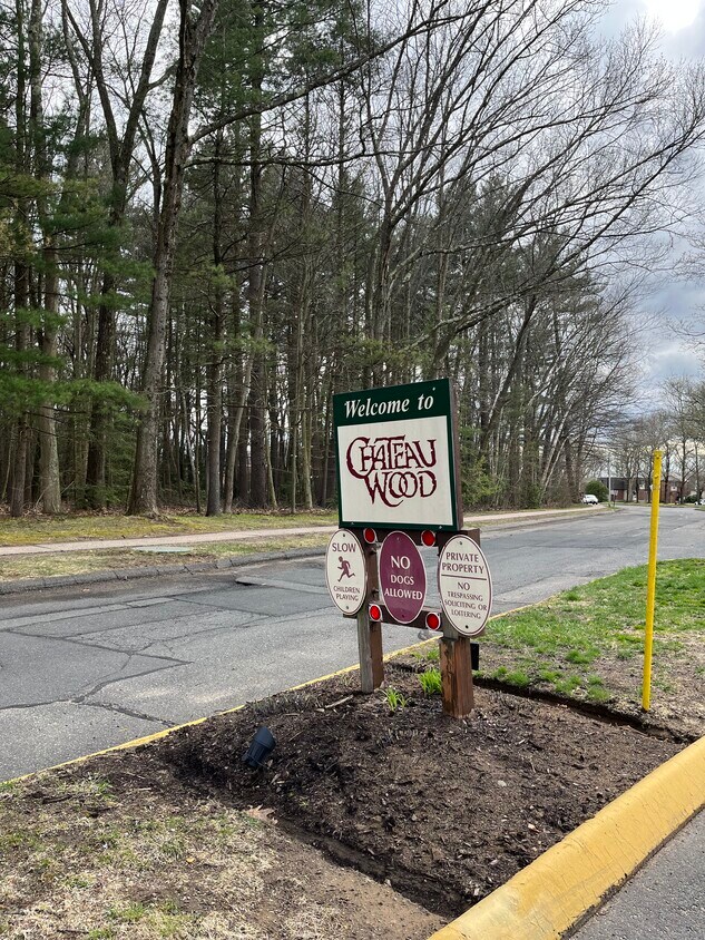 248 High Path Rd Unit 248, Windsor, CT 06095 Condo for Rent in Windsor, CT