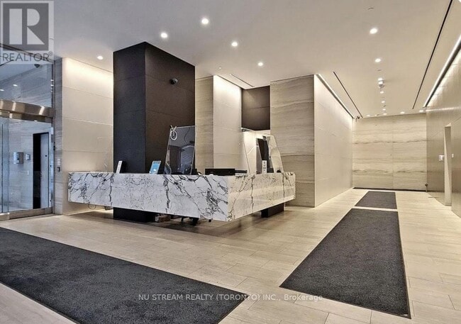 Building Photo - 7 Grenville St