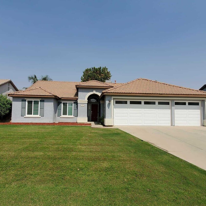 Foto principal - 10016 Roehampton Ave