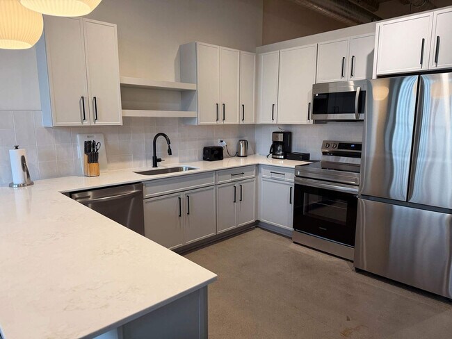 Building Photo - 1111 3rd Ave S