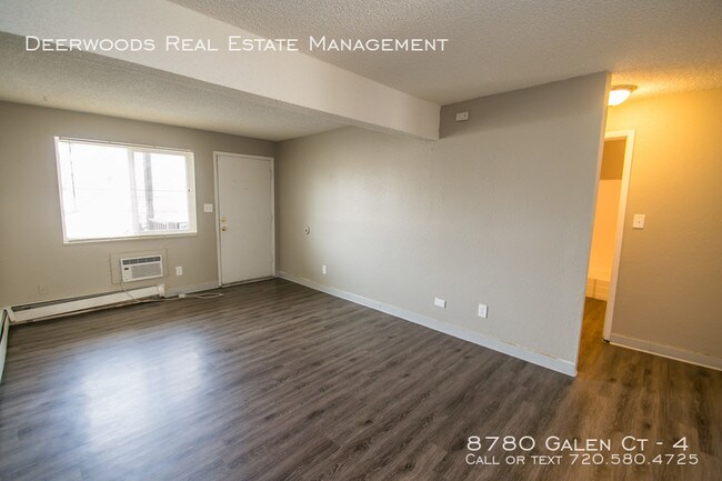 Foto del edificio - 8780 Galen Ct