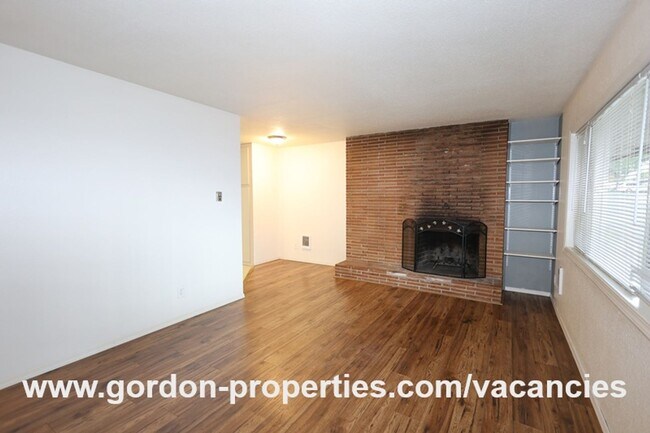 Foto del edificio - SE Green Vista Dr - Milwaukie 2 bedroom du...