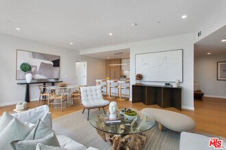 Building Photo - 11600 Dunstan Way