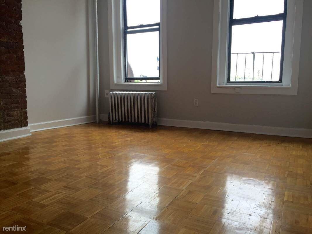 Building Photo - 1843 1st Ave