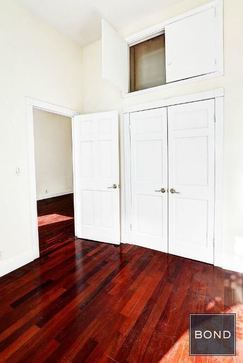 Foto del edificio - 309 E 37th St
