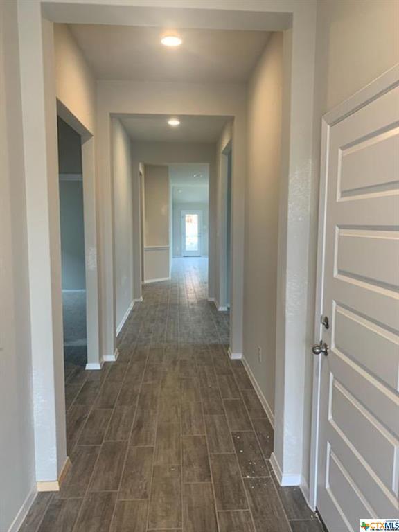 Building Photo - 212 Rollingwood Dr