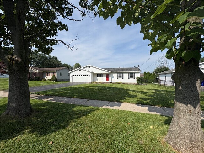 Foto del edificio - 195 Island Cottage Rd