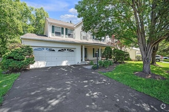 Building Photo - 43168 Wintergrove Dr