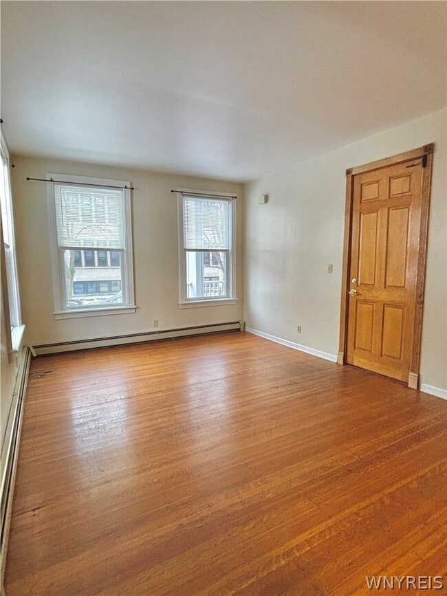 Building Photo - 669 Potomac Ave