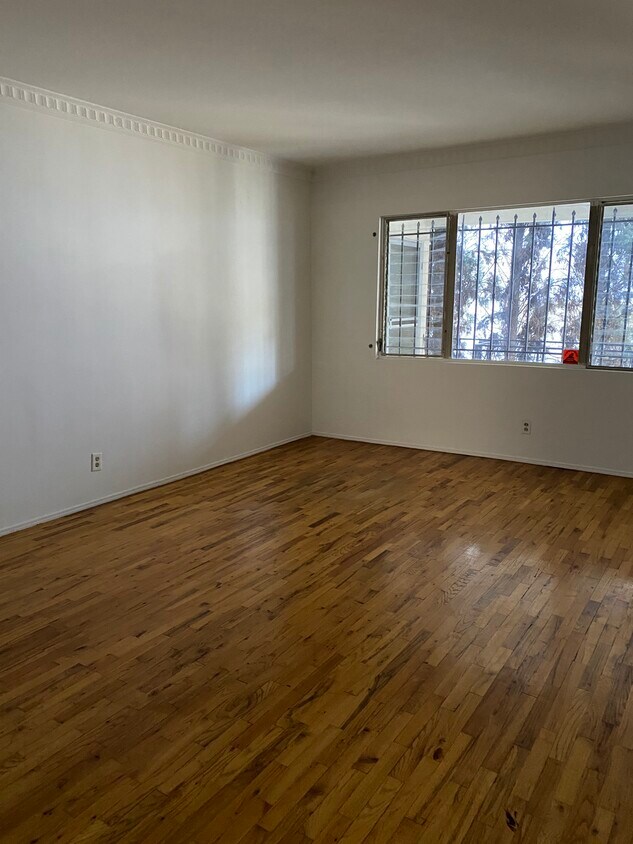 Primary Photo - 1406 N Vista St