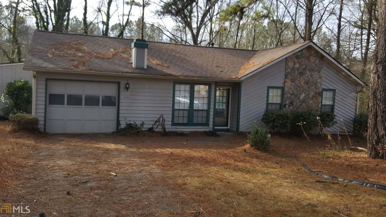 Primary Photo - 5121 Huxley Rd