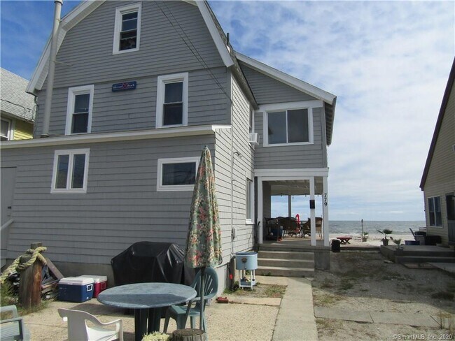 Building Photo - 779 E Broadway