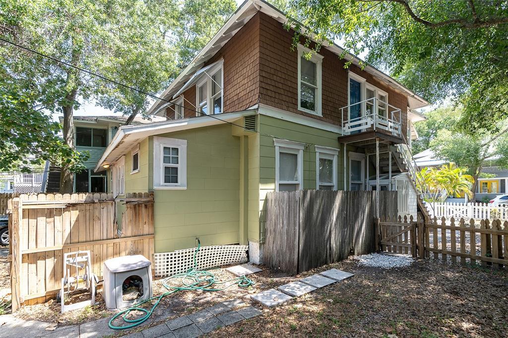 820 6th St N, Saint Petersburg, FL 33701 Townhome Rentals in Saint