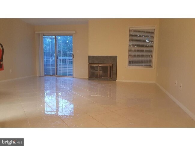 Foto del edificio - 119 Acadia Ct