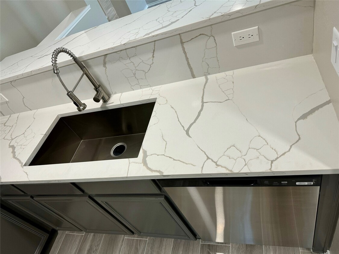 Foto del edificio - 18210 Valebluff Ln