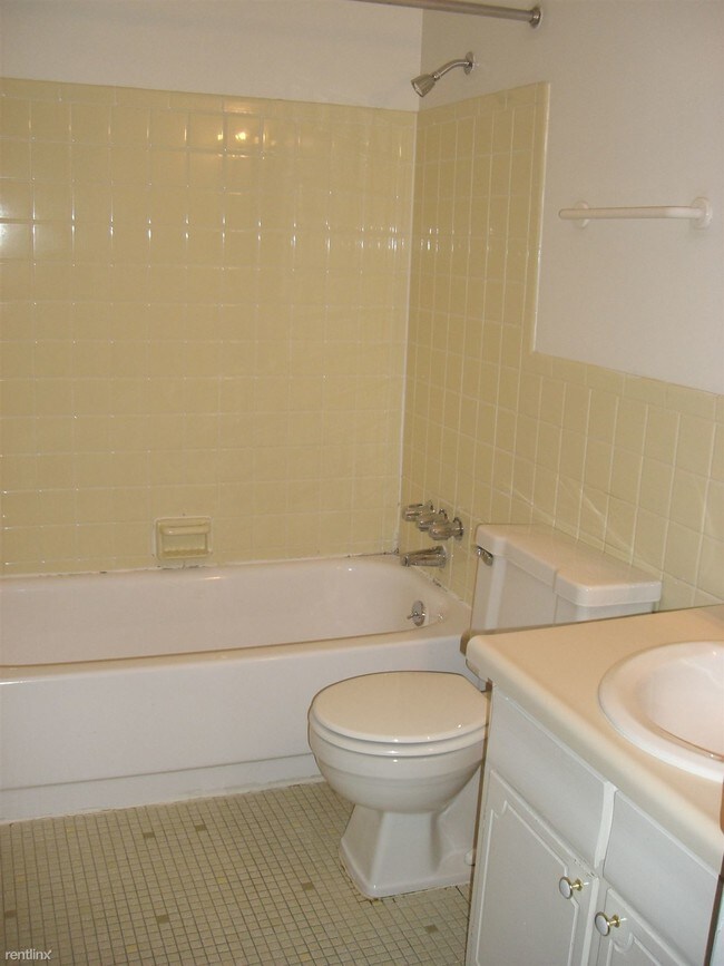 Foto del edificio - 1530 Cambria Dr
