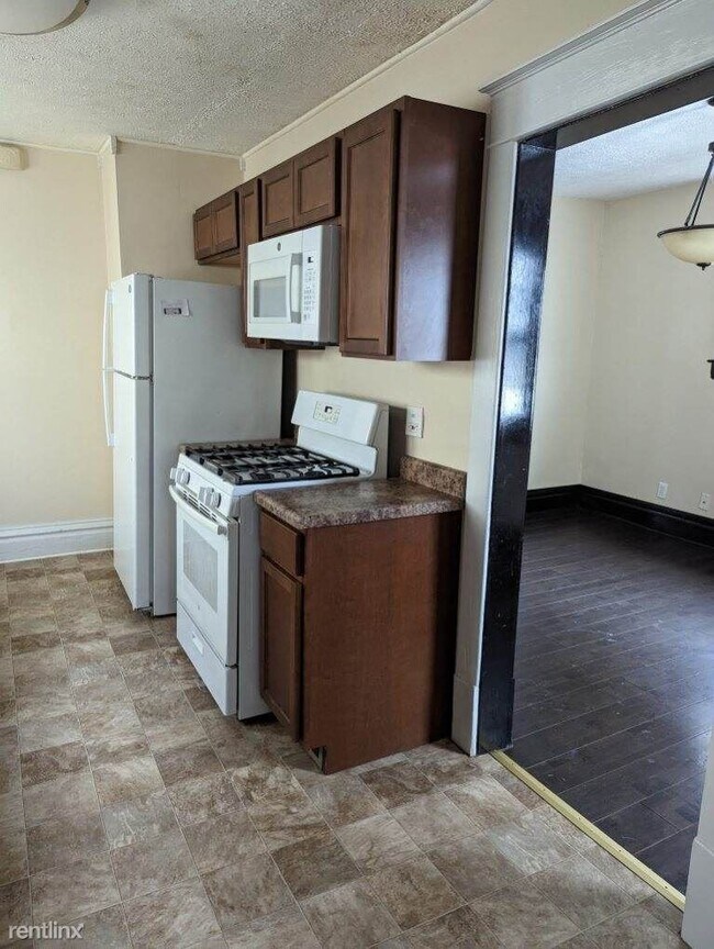 Foto del edificio - 3 br, 2 bath House - 1116 N Pine St
